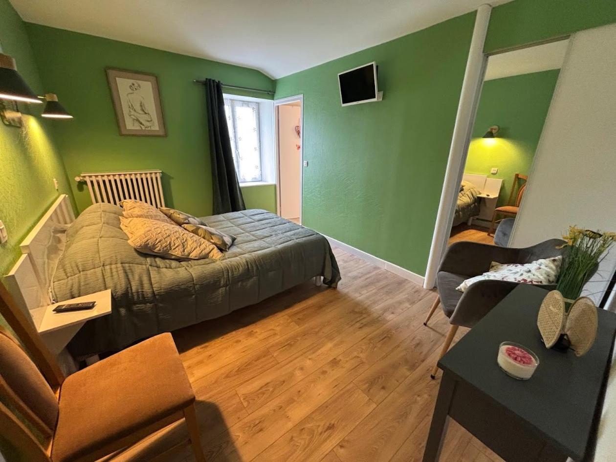 Auberge De La Normandie Junhac Buitenkant foto