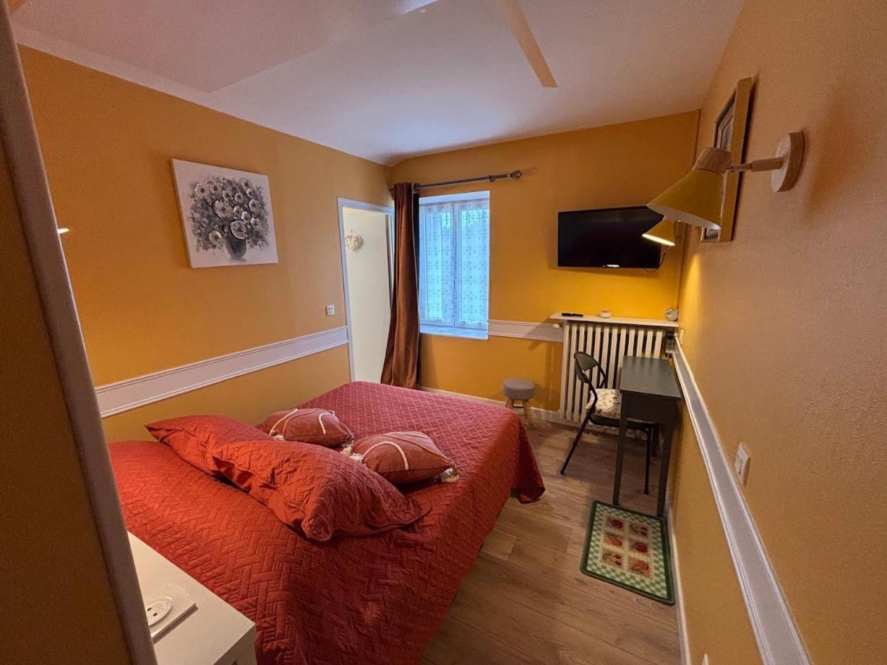 Auberge De La Normandie Junhac Buitenkant foto