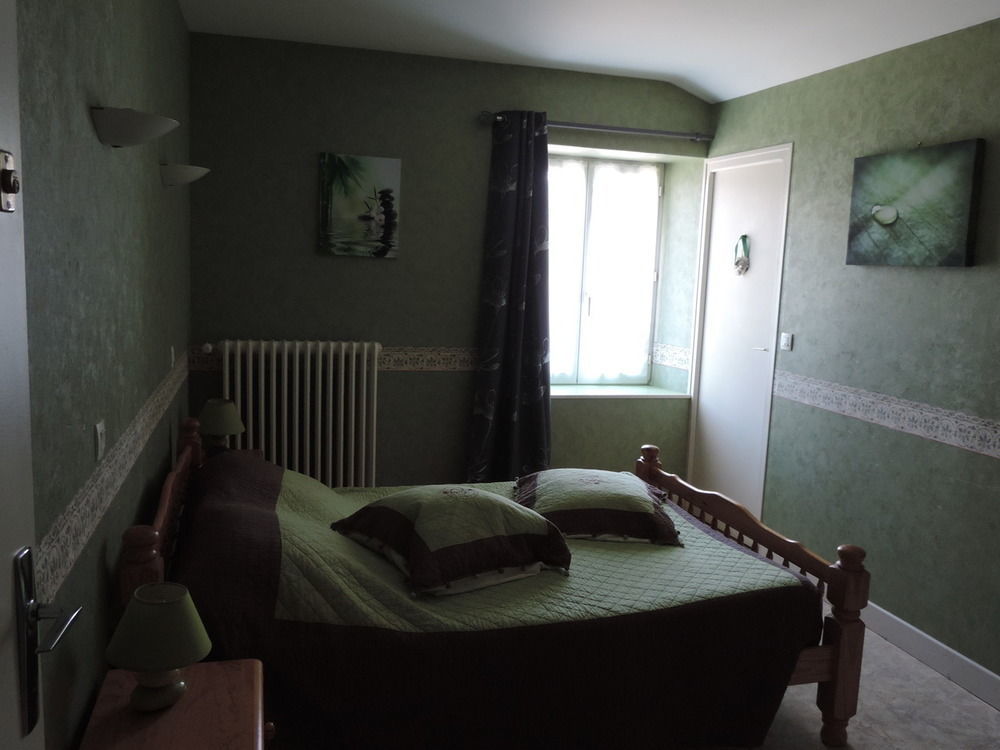 Auberge De La Normandie Junhac Buitenkant foto